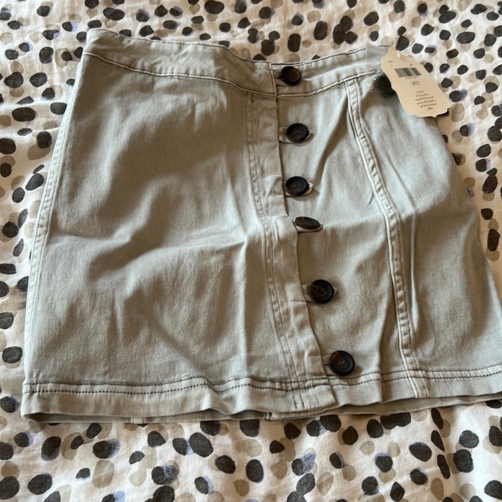 Skirt pretty light sage color